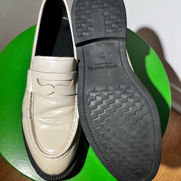 Loafers - Picture 2 of 3